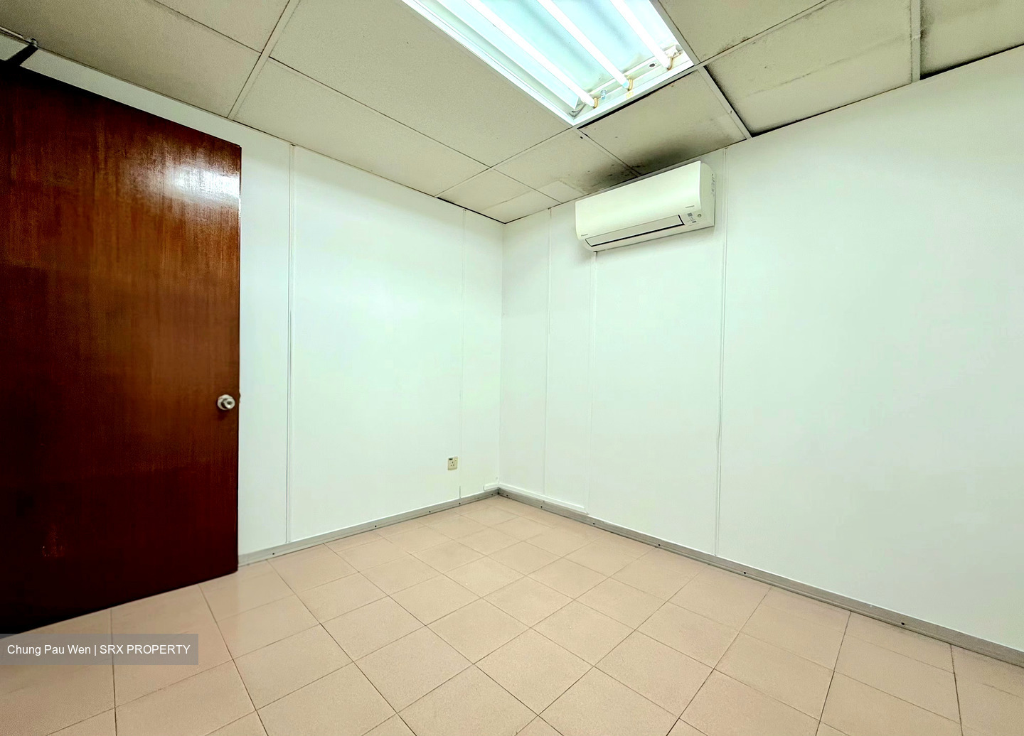 Jurong West Street 92 (D22), Shop House #584826581